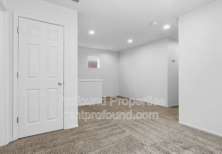 1140 SE Tamango St — Photo 17