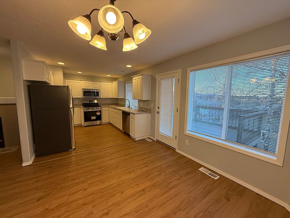 1st image of 1485 Orchardview Ave NW