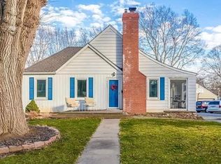 5609 Outlook St, Mission, KS 66202