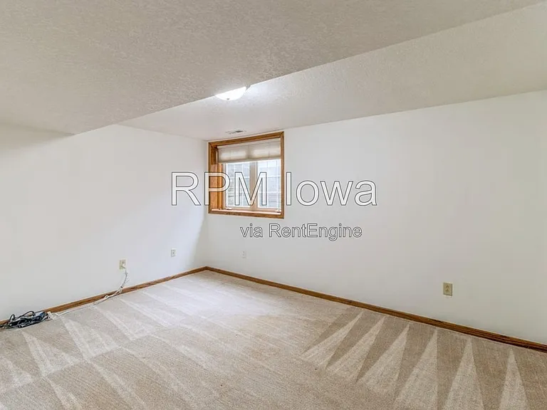 13585 Summit Dr — Photo 25
