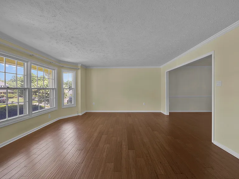 203 Markwood Dr — Photo 9