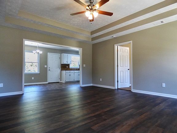4th image of 594 Lee Road 412