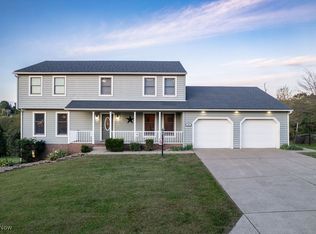 22 Westwood Dr, Parkersburg, WV 26101