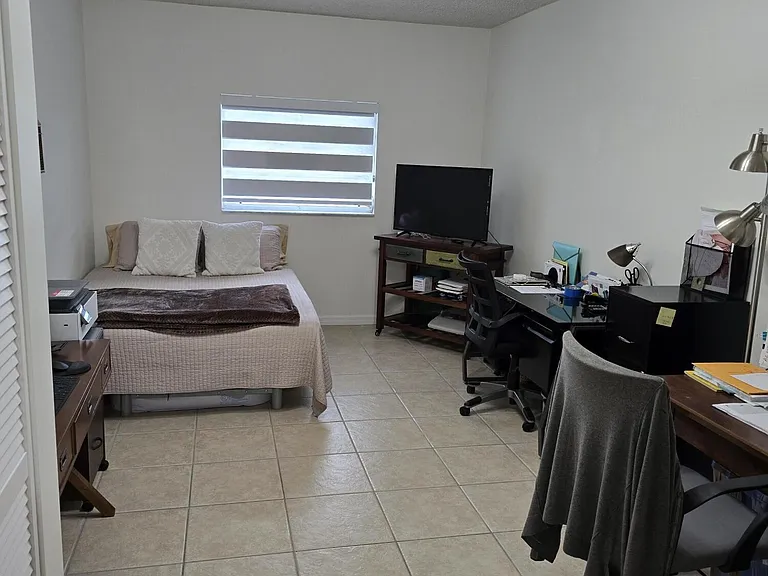 939 Hibiscus Dr — Photo 25