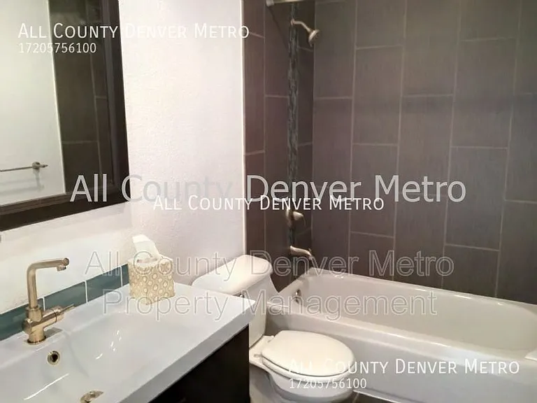 6487 Torrey Ct — Photo 14