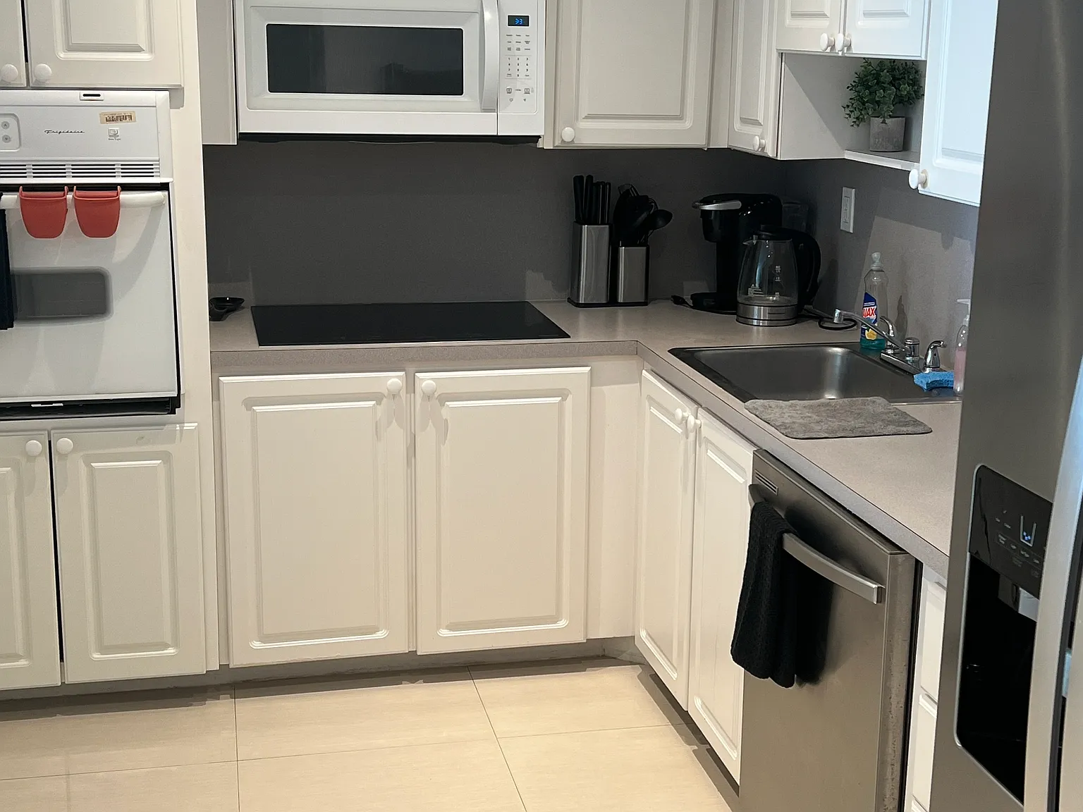 2 bed, 1549 sqft, $6,900 — Photo 2
