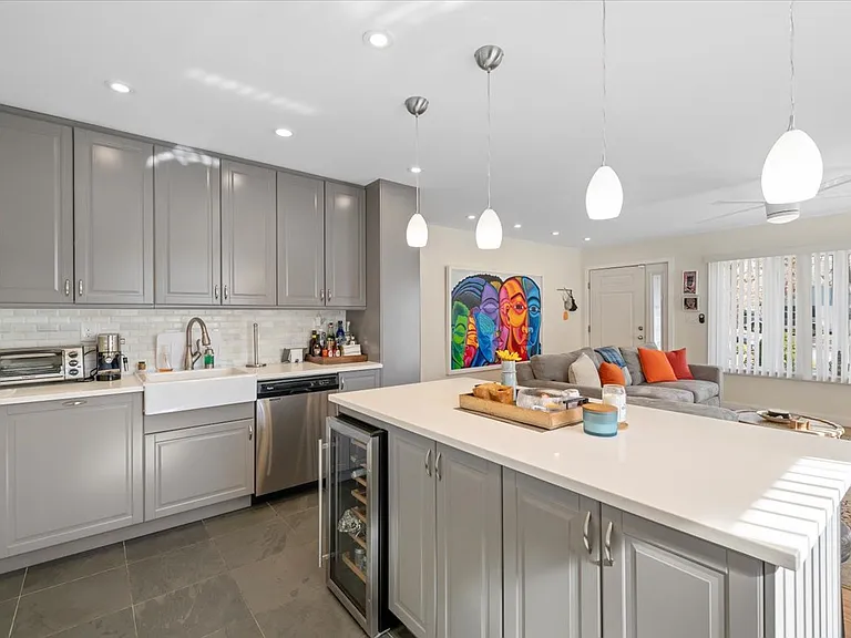 9 Hillside Dr — Photo 13