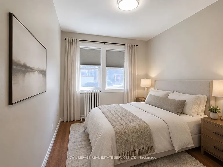 186 Spadina Rd #MAIN FLOOR — Photo 12