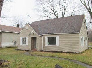 5427 W 45th Ave, Gary, IN 46408