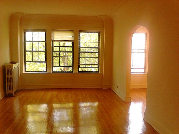 2nd image of 1125 Washington Blvd APT 1H