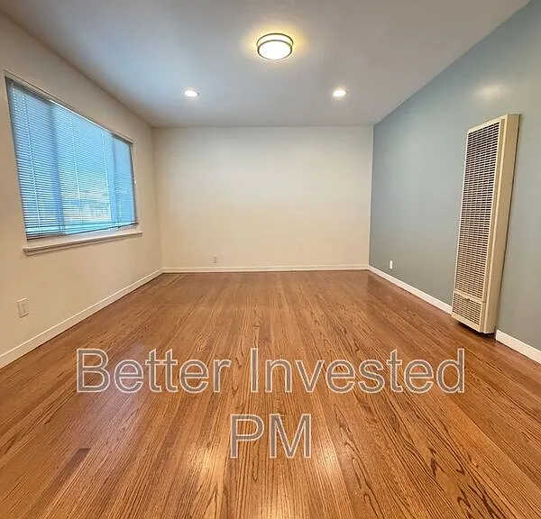 2400 39th Ave #9 — Photo 3