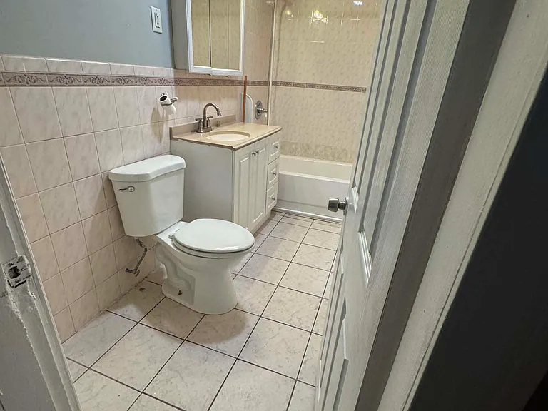 86-88 Phillips St #1 — Photo 19
