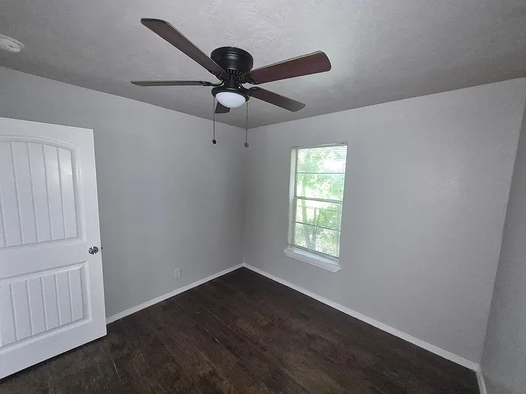 3723 W Martin St — Photo 13