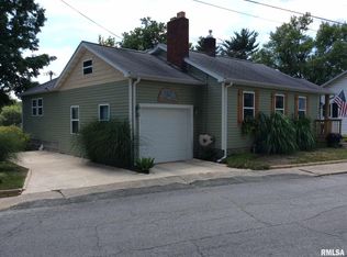 1601 Pace Ave, Mount Vernon, IL 62864