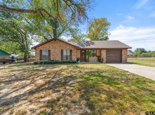 207 Alabama St, Van, TX 75790