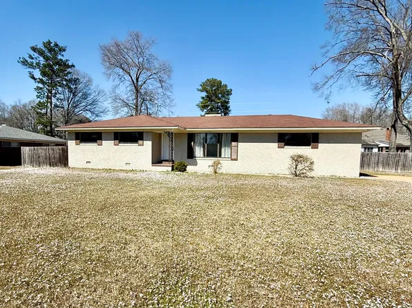 1105 Kendall St, Amory, MS 38821