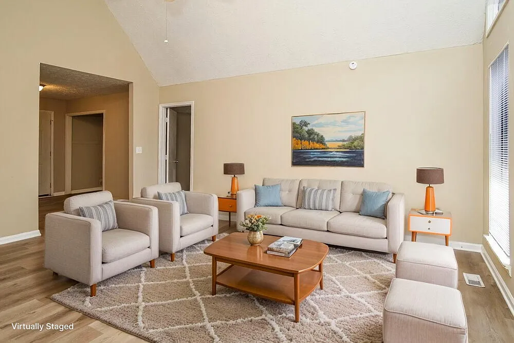 3 bed, 1.5 bath, 1356 sqft, $1,640 — Photo 4