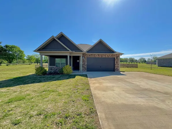 15166 Blackburn Rd, Athens, AL 35611