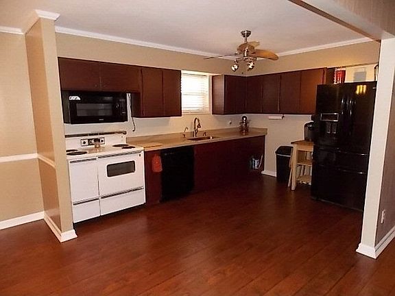 4th image of 4312 Mercedes Dr