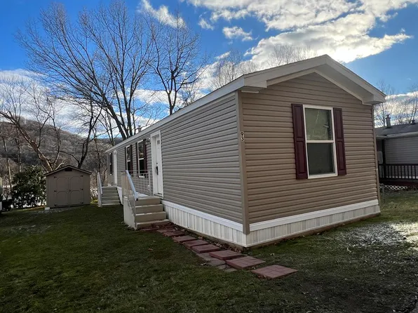 674 Grant St Lot 93, Franklin, PA 16323