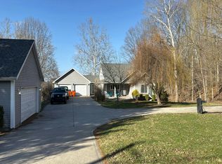 4599 E Division Rd, Logansport, IN 46947