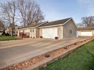 579 S Walnut St, Chebanse, IL 60922