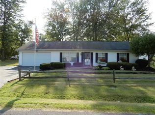 1184 Cloverleigh Dr, Madison, OH 44057