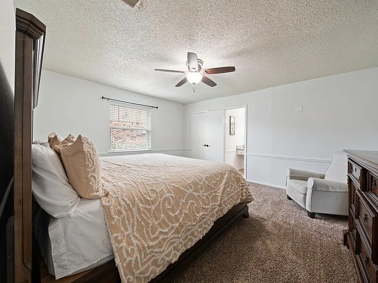 6244 Melinda Dr — Photo 18