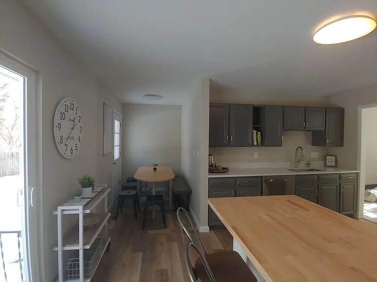 3295 Emerson Ave — Photo 9