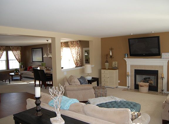 4th image of 16416 Fox Creek Ln