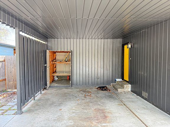 Carport w/storage area