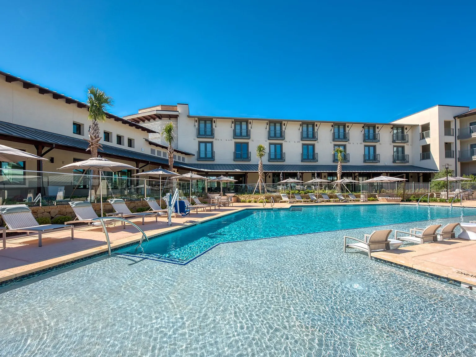 Tacara Westpointe Village — Photo 1