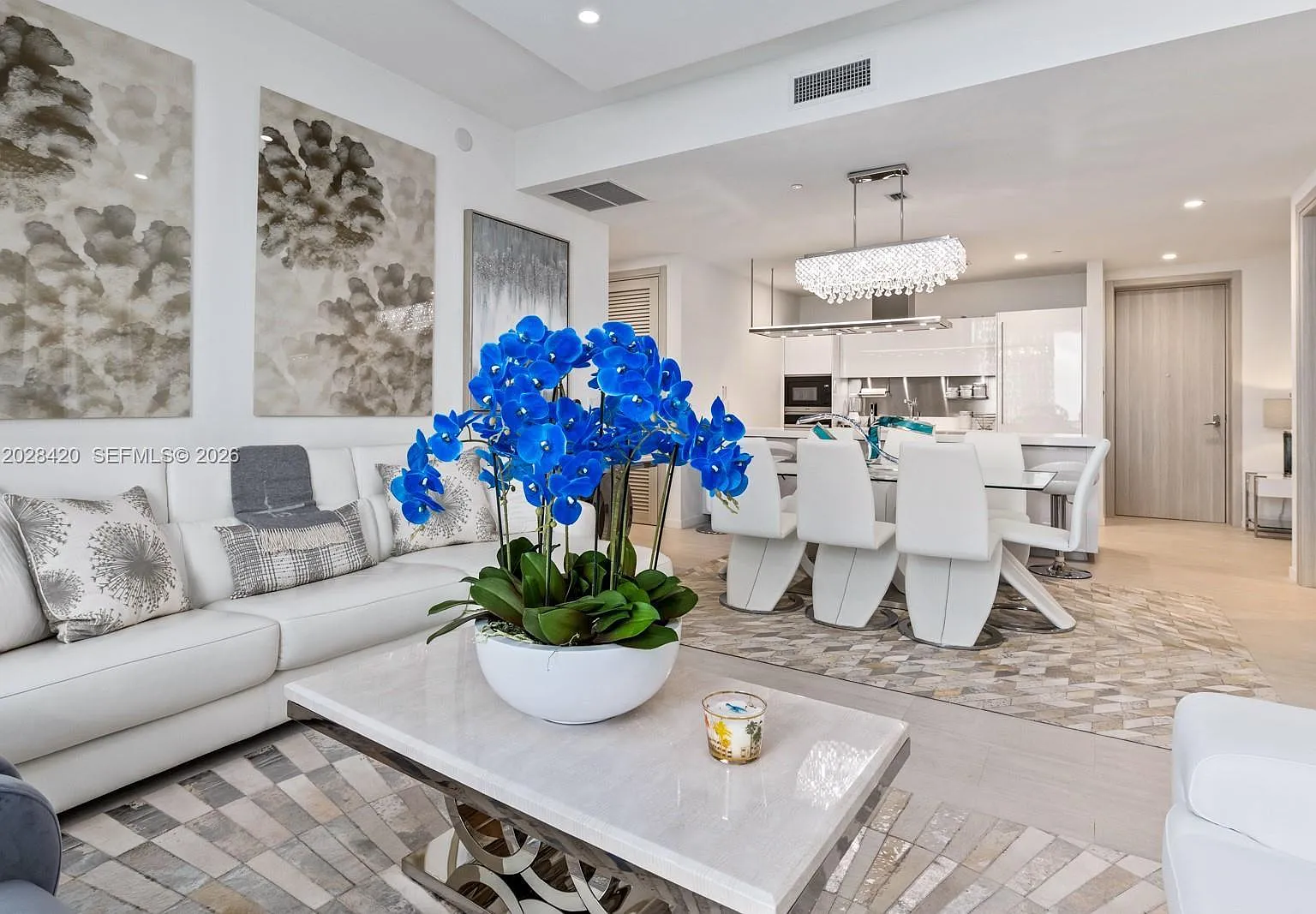 Brickell Flatiron Condo — Photo 4