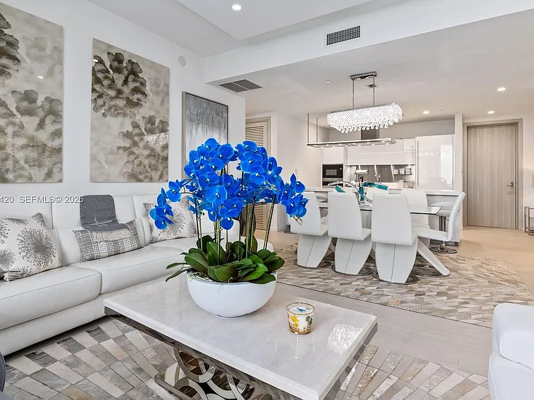 1000 Brickell Plz #Penthouse 6006 — Photo 4