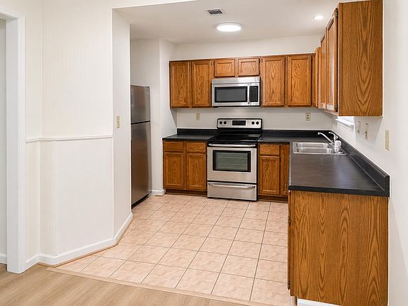 5th image of 107 Hillside Dr