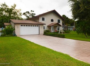 6069 Palm Creek Dr, Weeki Wachee, FL 34607