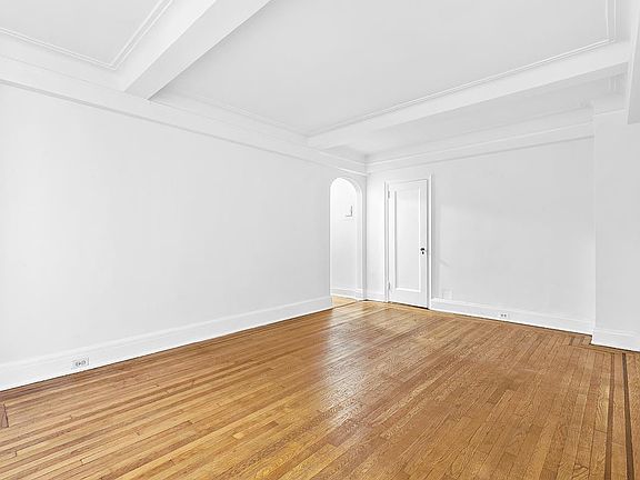 2nd image of 7 Park Ave APT 6E-6