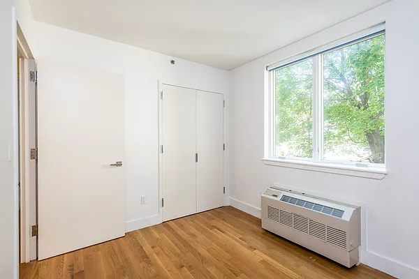 Rented by Nooklyn NYC LLC | media 16