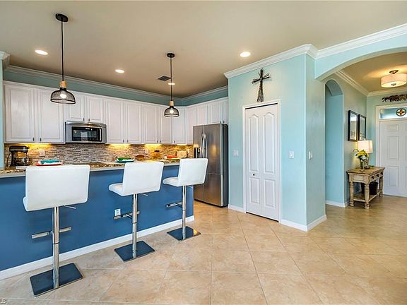5th image of 10301 Templeton Ln
