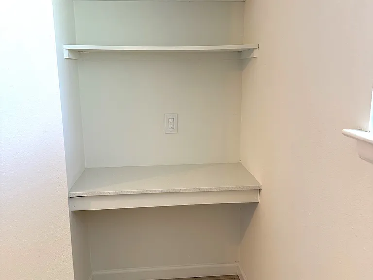 402 Cornell Dr SE #7 — Photo 8