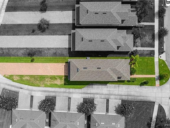 4th image of 15136 Avenue Of The Arbors