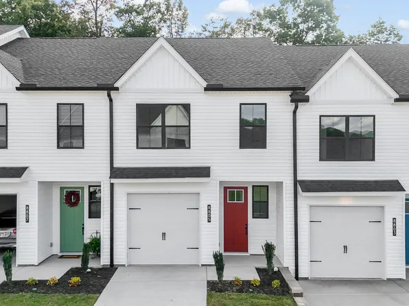 8805 Chapman Trace Way, Knoxville, TN 37920