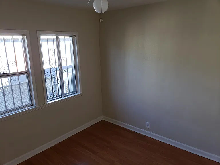 11251 S Mariposa Ave #11251 — Photo 4