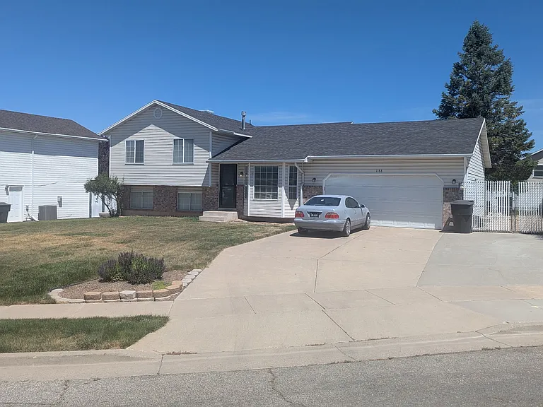 1188 W 1700 N — Photo 3