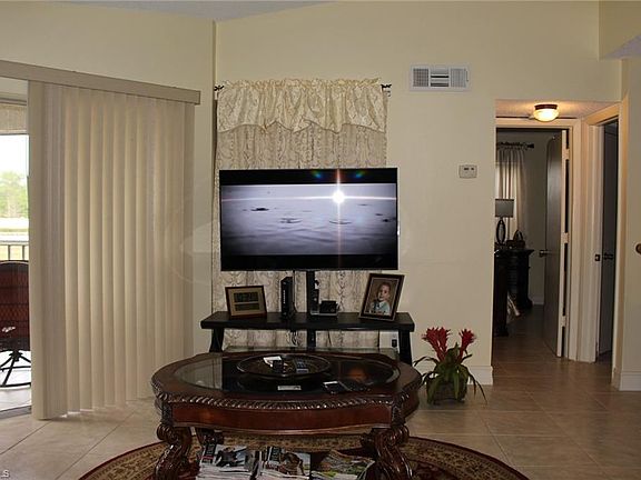 2nd image of 194 Santa Clara Dr APT 15