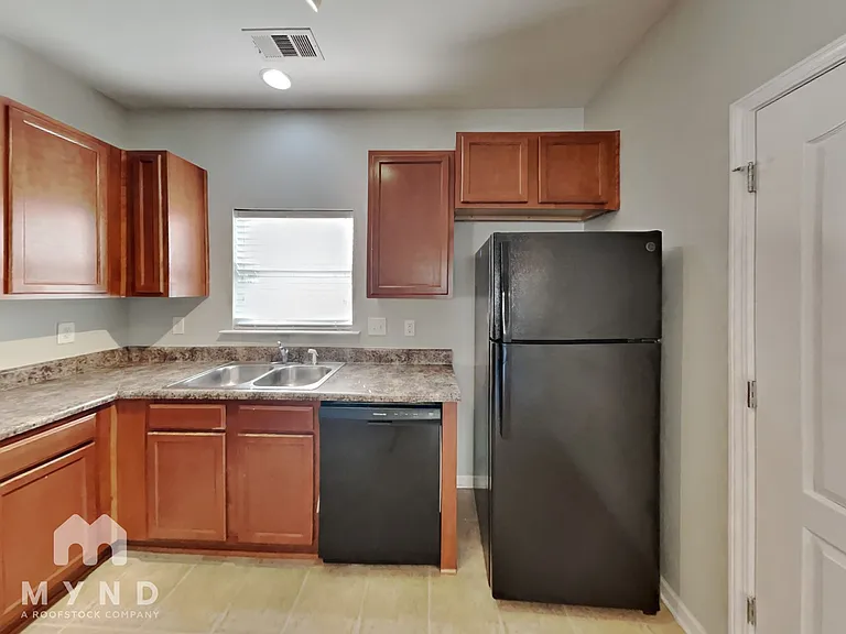 4627 Rosser Loop Dr — Photo 5
