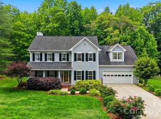 1032 30th Avenue Ln NE, Hickory, NC 28601
