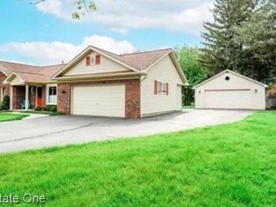 5341 Wright Dr, Troy, MI, 48098