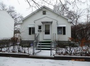 21 Barber St, Springfield, MA 01109