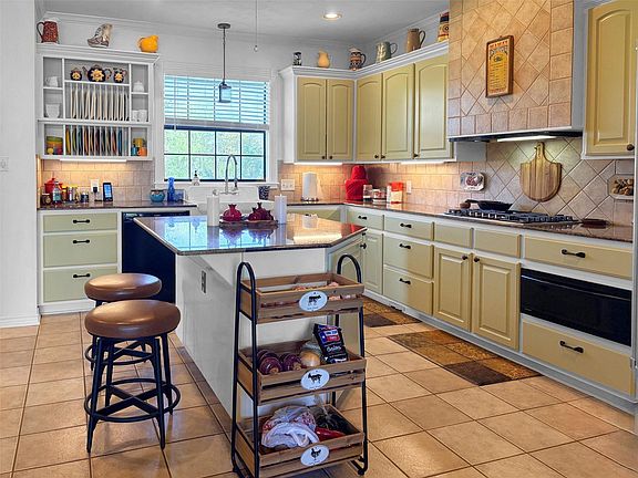 4th image of 10794 Fm 2159